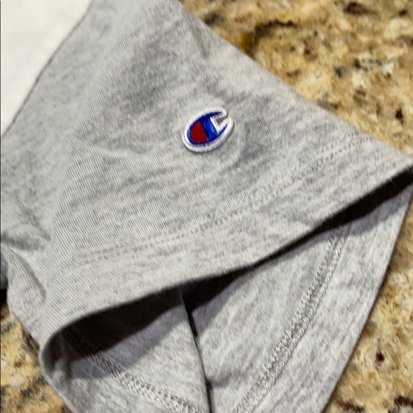 Champion Tee - Picture 4 of 5